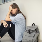 Për faj të smartfonëve, një në pesë adoleshentë përjeton ankth ose depresion