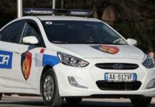 Detaje nga pengmarrja/Babai e dy të tjerë marrin me forcë ish-të dashurin e vajzës